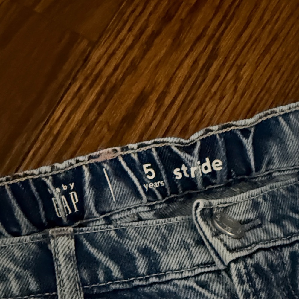 GAP Kids Denim Jeans with Cargo Pocket - Picture 5 of 5